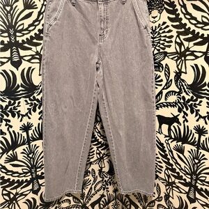 Universal Thread Women's Straight Leg Jeans in Light Gray